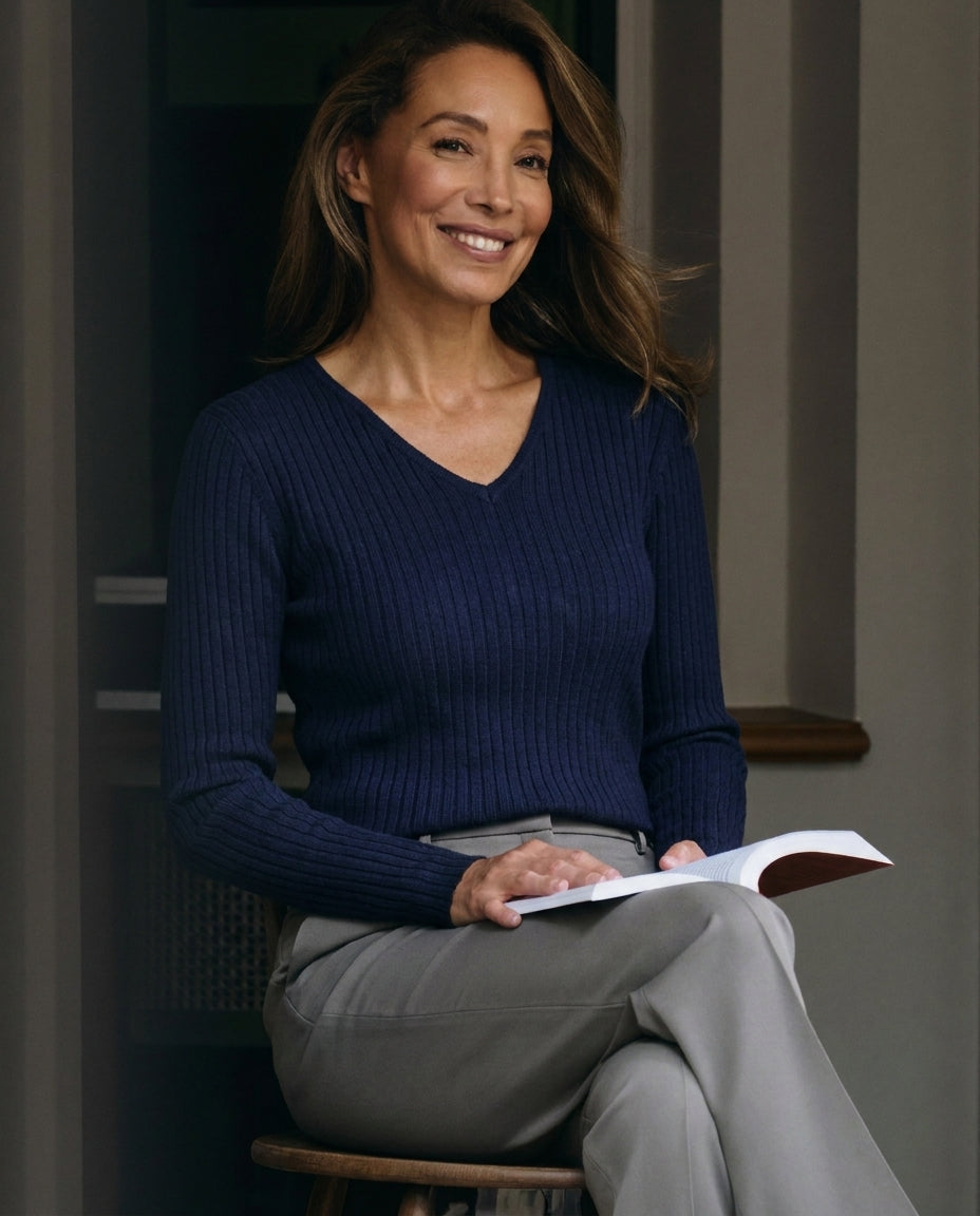 The Pellinore Cotton Sweater - V-Neck