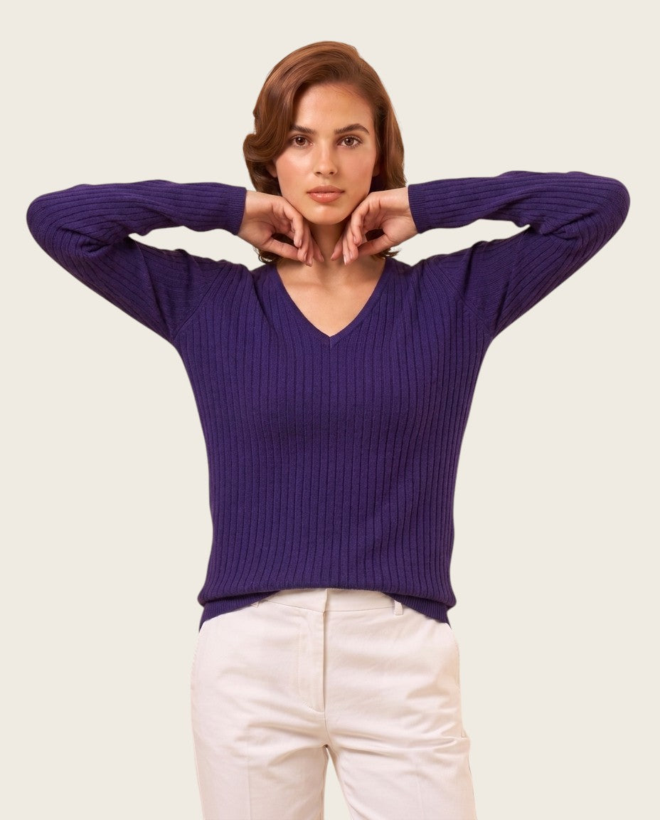 The Pellinore Cotton Sweater - V-Neck
