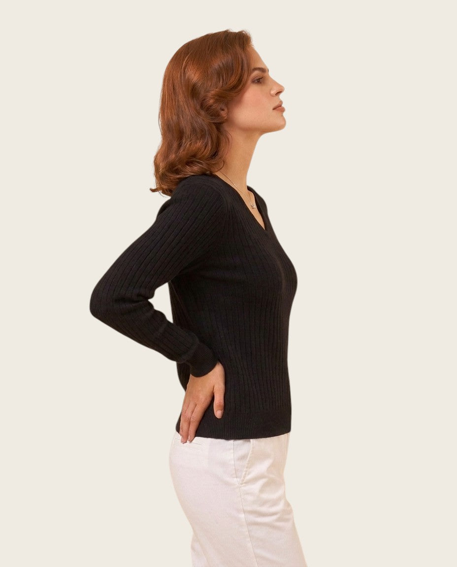 The Pellinore Cotton Sweater - V-Neck